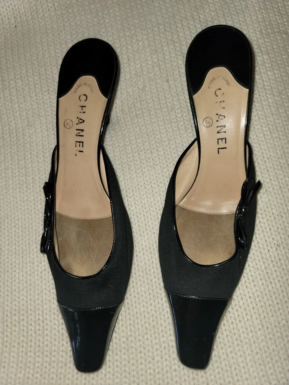 CHANEL Black Pointed-Toe Mules